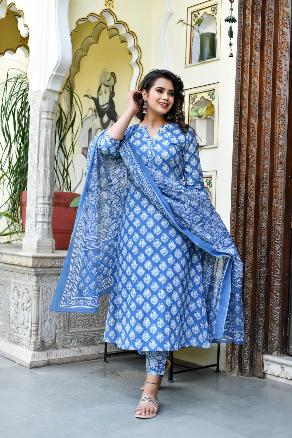 Women's Blue Printed Viscose Rayon Kurta And Pant Set - Alvami