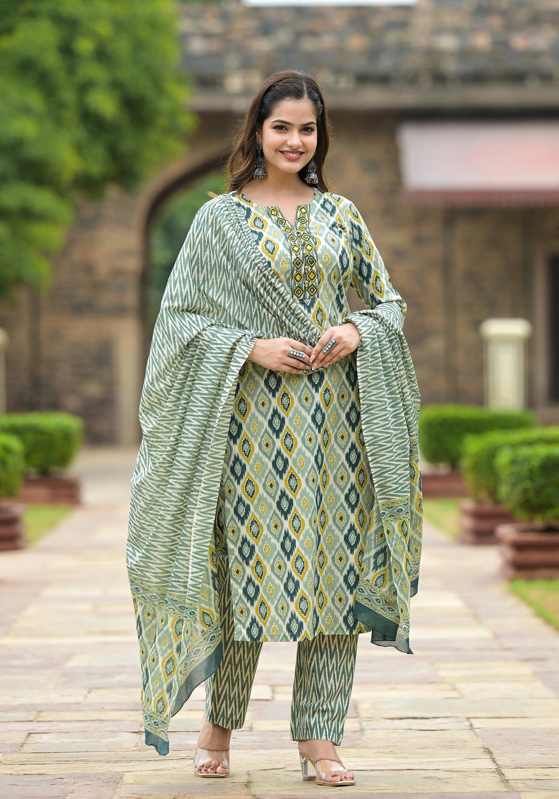 Women's Green Printed Viscose Rayon Kurta, Pant And Dupatta Set - Alvami